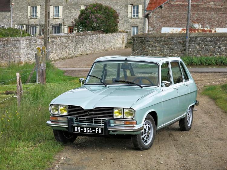 SPORTY. Renault 16 TX er en temperamentsfuld familiebil. En sjælden kombination i 1965. 