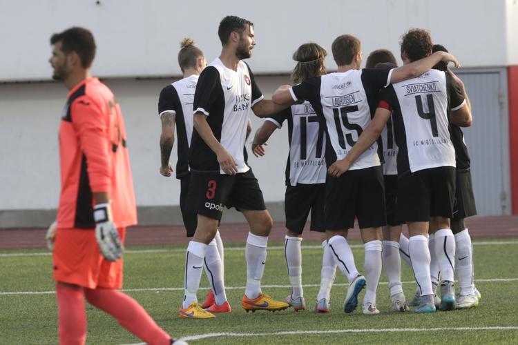 Jubel. FC Midtjyllands mål  sikrer en samlet dansk sejr på 3-0. 