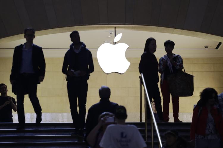 It-giganten Apple leverer igen flotte salgstal og solid indtjening. Men investorerne er alligevel skuffede. 