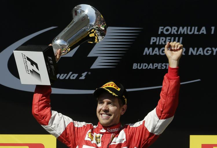 SEJR. For anden gang i denne sæson kom Sebastian Vettel først over målstregen. 