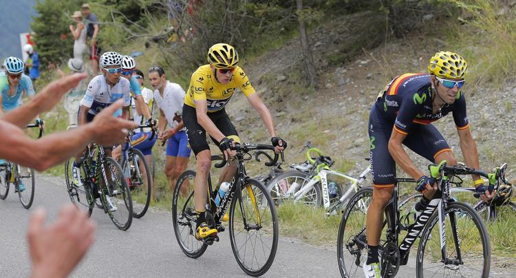 DUEL. Mange gange under Touren var Froome og Valverde i nærkamp, og deres higen efter verdenstronen kan fortsætte sæsonen ud. 