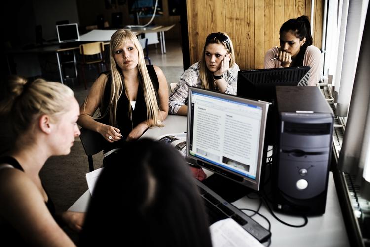 Gennemsnit. Konsekvensen af karakterræset i gymnasierne kan være en mere overfladisk læringsproces, siger Camilla Hutters fra Danmarks Evalueringsinstitut. 