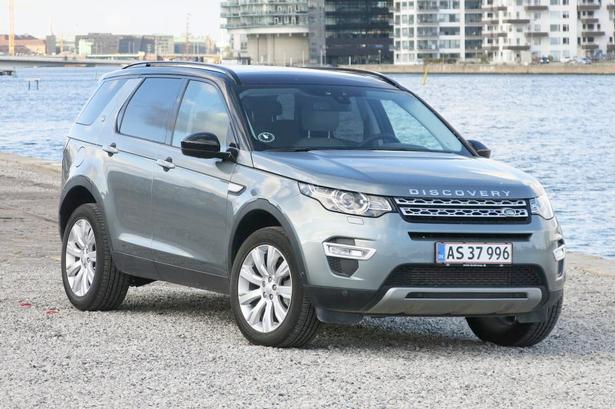 ALSIDIG. Land Rover Discovery Sport er en praktisk, men dyr familiebil med op til syv sæder. 