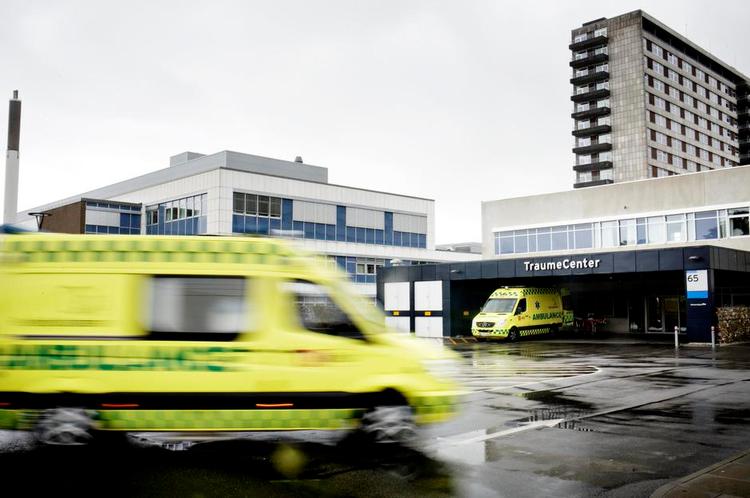 Konkurrence. I april 2014 sendte Region Syddanmark ambulancekørslen i udbud. Siden da har der været klager fra Falck om Bios og omvendt. Arkivfoto 