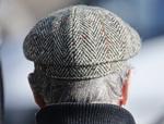 Pension. Indbetalingerne til pension er faldet markant de seneste år. Især når der bliver pillet ved reglerne på området, sparer danskerne mindre op til alderdommen. 