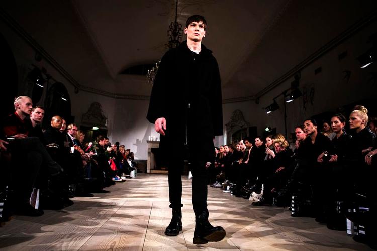 Sundhed. Indkøbere, gæster og pressefolk mødes i denne uge til Copenhagen Fashion Week, hvor både de mandlige og kvindelige modellers sundhed atter diskuteres. 