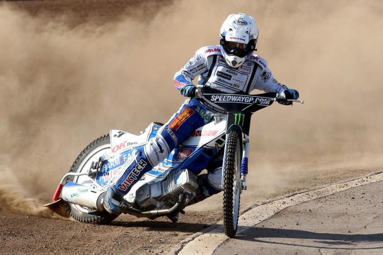 TÆNDT. Nicki Pedersen kender vejen til VM-titlen, og han har lørdag aften i Horsens chancen for at komme tæt på den samlede førsteplads. 