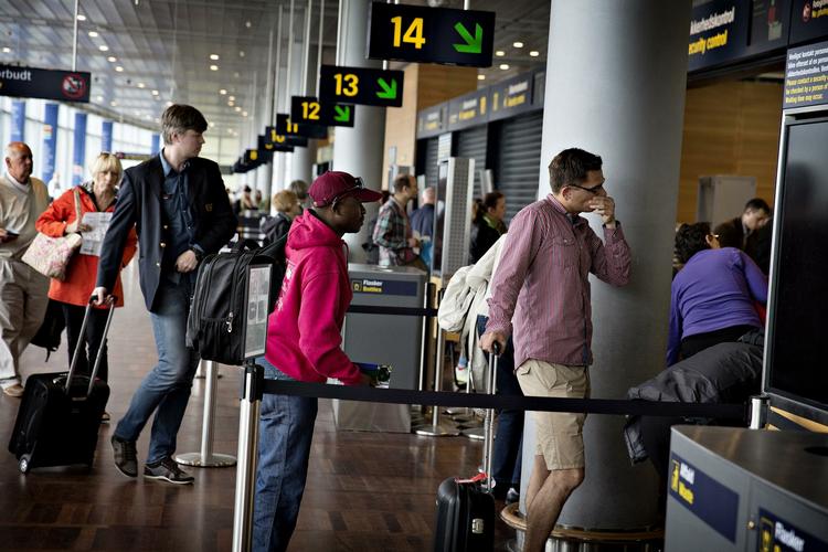 Sikkerhed. Flere rejsende har klaget over sikkerhedstjekket i Københavns Lufthavn. 