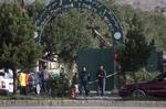 Selvmordsbombe. Mindst 50 er døde i et terrorangreb i Kabul på en skole for politiaspiranter. 