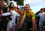 Vinder. Under Tour de France holdt Chris Froome fast i den gule trøje frem til Paris. Snart går han på jagt efter den røde førertrøje i Vueltaen. 