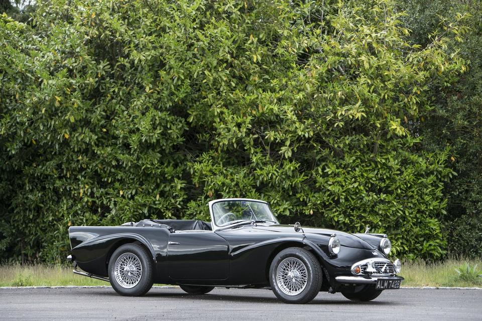1964 Daimler Dart Police Car SP250, 600.000 kroner 
