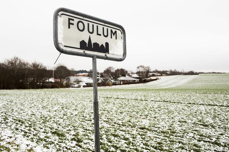 Æblemark. Seks milliarder kroner fra it-giganten Apple skal forvandle denne mark til en kæmpe datacentral, som kommer til at fylde 25 fodboldbaner. 
