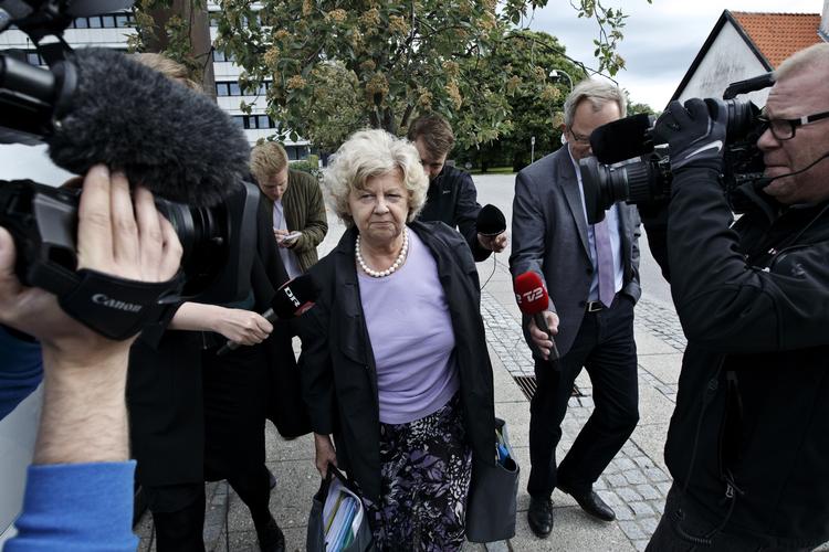 Statsløsesag. Afhøring i Statsløsekommissionen. Tildigere Integrationsminister   Birthe Rønn Hornbech (V) ankommer til afhøring. 
