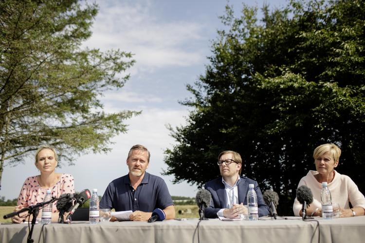 Pressemøde. Anders Samuelsen afsluttede i dag et par døgns sommergruppemøde på Vilcon Hotel og Konferencegaard ved Slagelse. 