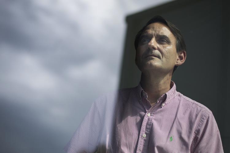 langtrækker. Projektkoordinator i Total, danske Henrik Nicolaisen, siger, at energiselskabet havde regnet med at have kunnet færdiggjort prøveboringen i Dybvad på et år. Det tog tre. 