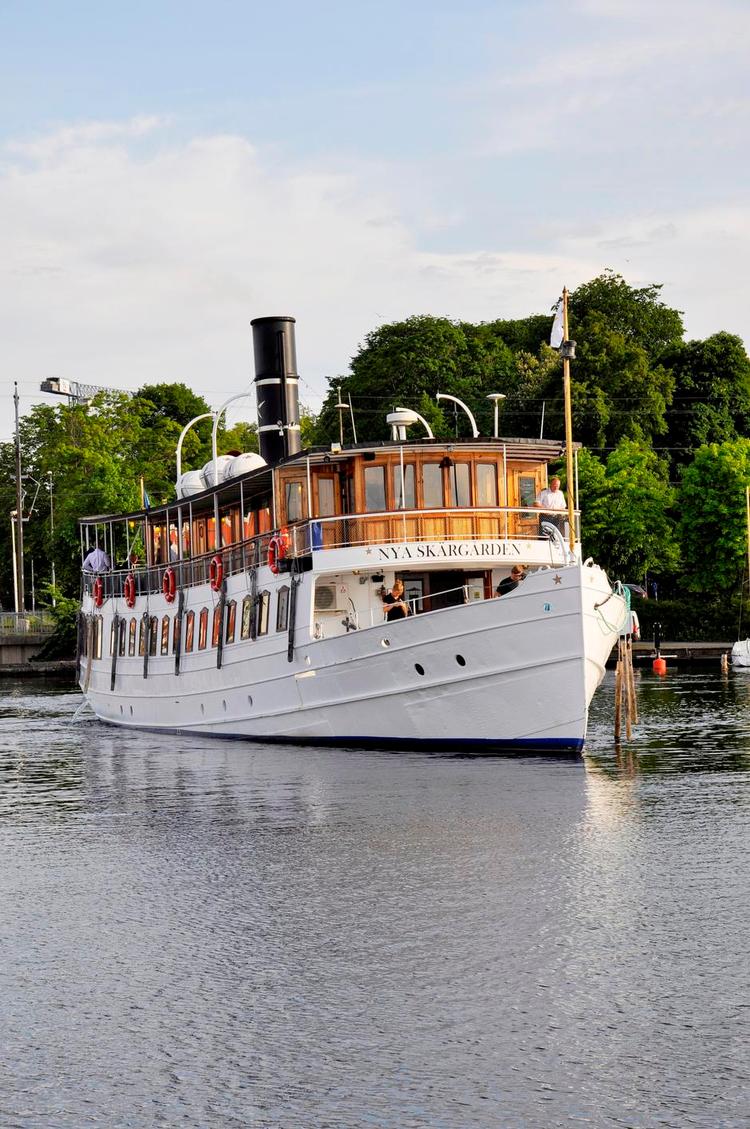 SKÆRGÅRDSKRYDSTOGT. Selv om motorskibet ’Nya Skärgården’ er 100 år gammelt, er det i fin stand og klar til sejlads på Sveriges vestkyst. 