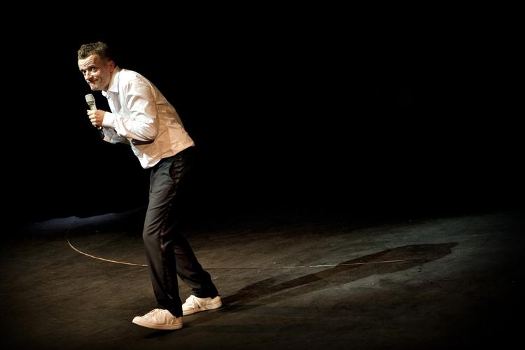 Skæg. Frank Hvam er blandt landets sjoveste komikere. På comedyfestivalen optræder han med nyt materiale på Huset. 