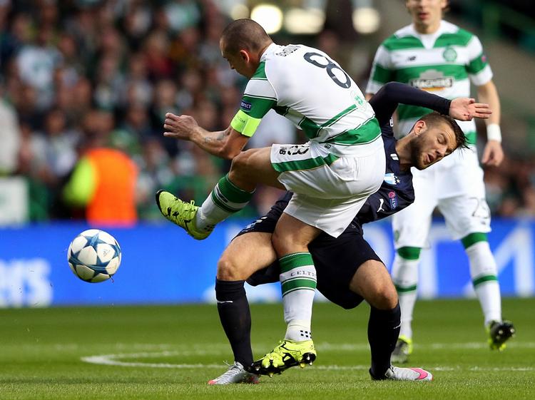3-2. Celtic blæste Malmö FF helt ud af banen i heksekedlen i Glasgow. Men svenskerne viste flot moral og har et fint udgangspunkt før returopgøret i næste uge. 