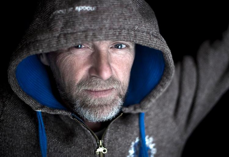 Krimikonge. Jo Nesbø står bag plottet til den kommende serie, der også vil blive vist på dansk tv. 