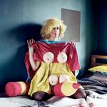 JulieVerhoeven - Annie Collinge.jpg