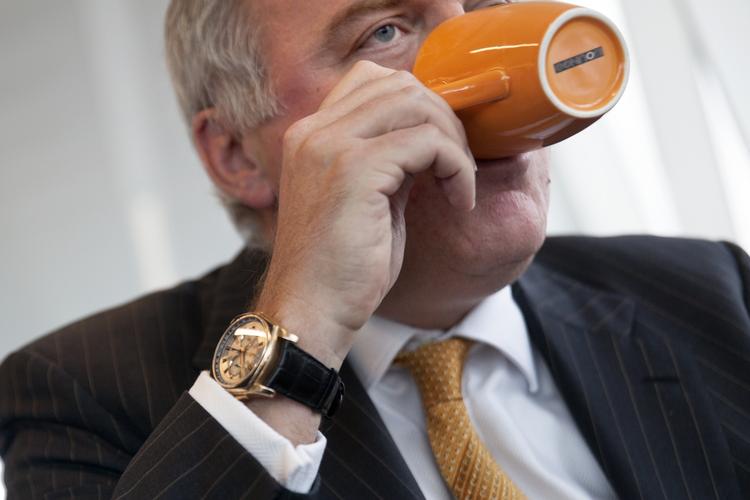 bagmand. De to stiftere af Saxo Bank, Lars Seier Christensen (billedet) og Kim Fournais, har solgt en del af deres aktier i banken til en stor indonesisk investor. 