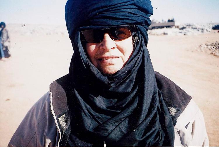 SALTTURIST. Forfatteren, som i august udgiver romanen 'Døden er en mester', besøgte i januar 2004 saltminerne i Taoudenni i Mali. Privatfoto 
