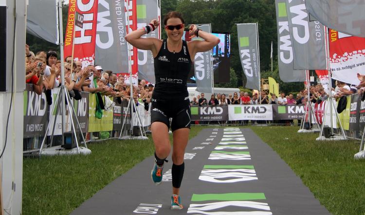 SEJRSKVINDEN. Michelel Vesterby ved Challenge Aarhus 2011, en halv jernmand. I dag er hun Danmarks hurtigste på den lange tri, 3,8 km svøm, 180 km cykling, 42,195 km løb. 