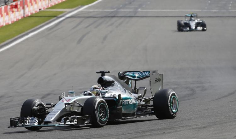 Sejr. Lewis Hamilton udbyggede med sejren i det belgiske grandprix sin føring i VM-stillingen. 