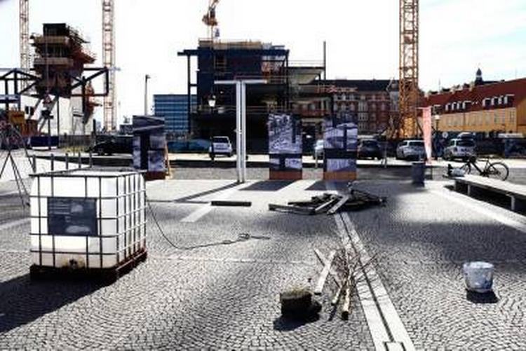 Bykunst. Asbjørn Skous værk 'Kollapsografi' er i dag pillet ned. 