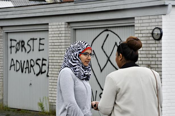 Hærværk mod asylcenter: Nazisymboler er første advarsel