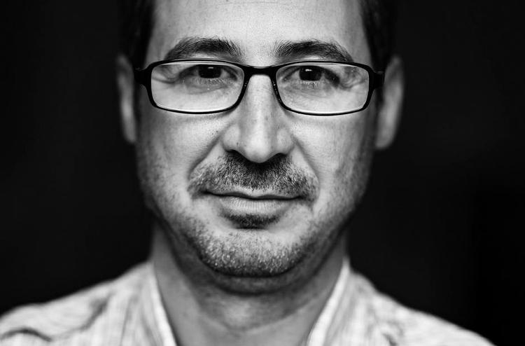 Identitet. Menneskesmugleren solgte Hasan Ali Mohamad et identitetspapir. Den syriske læge blev italiener. 