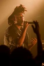 Stjerne. Den 25-årige Abel Tesfaye aka The Weeknd. Et kunstnernavn splejset sammen af weekend og weakened. Her optræder han ved SXSW Music Festival tidligere i år. 