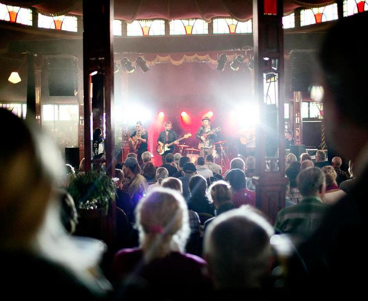 Guitar. Det er godt, at folkemusikken har en stærk festival i Tønder. 