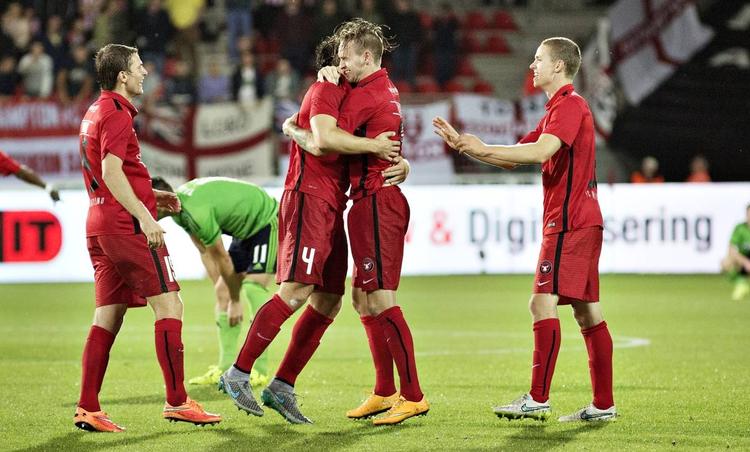 1-0. Southampton blev slået i aftes. Nu venter der mindst seks kampe i Europa League. 