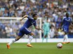 transfer. Chelsea nuppede Barcelonas Pedro lige for næsen af Manchester United. 