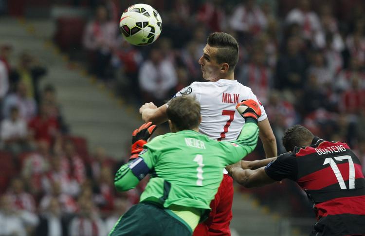 Møde. Seks af de polske spillere har tysk arbejdsgiver og kender målmand Neuer og forsvarsklippen Boateng udmærket. Også Arkadiusz Milik, der scorede i Polens 2-0-sejr for et år siden. Han har spillet i både Leverkusen og Augsburg. 