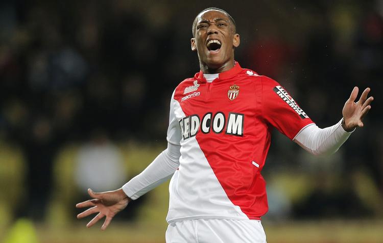 rekord. Anthony Martial er blevet sammenlignet med den franske fodboldlegende, Thierry Henry. 