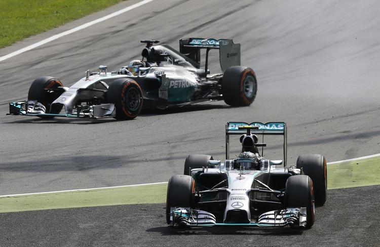 drama. Der er som regel garanti for god underholdning, når Monza er vært for et formel 1-grandprix. Som sidste år, da Nico Rosberg lavede en fejl, og Lewis Hamilton (øverst) kunne smutte forbi og siden vandt. 