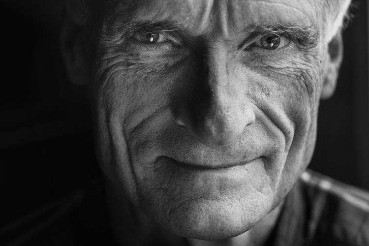 Spejderånd. Alle skal spare som en gradvis slankning af den offentlige sektor, siger kulturministeren. 