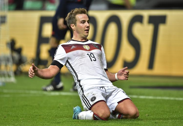 3-1. To af Tysklands mål mod Polen blev scoret af Mario Götze. 