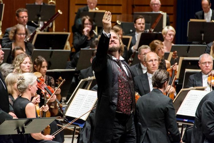 Magtfuld. Thomas Johannes Mayer som Wotan kom til Odense med erfaring fra både Bayreuth og festspillene i Salzburg 