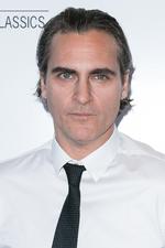 Forkælet. Joaquin Phoenix erkender i et interview, at han har været forkælet. 