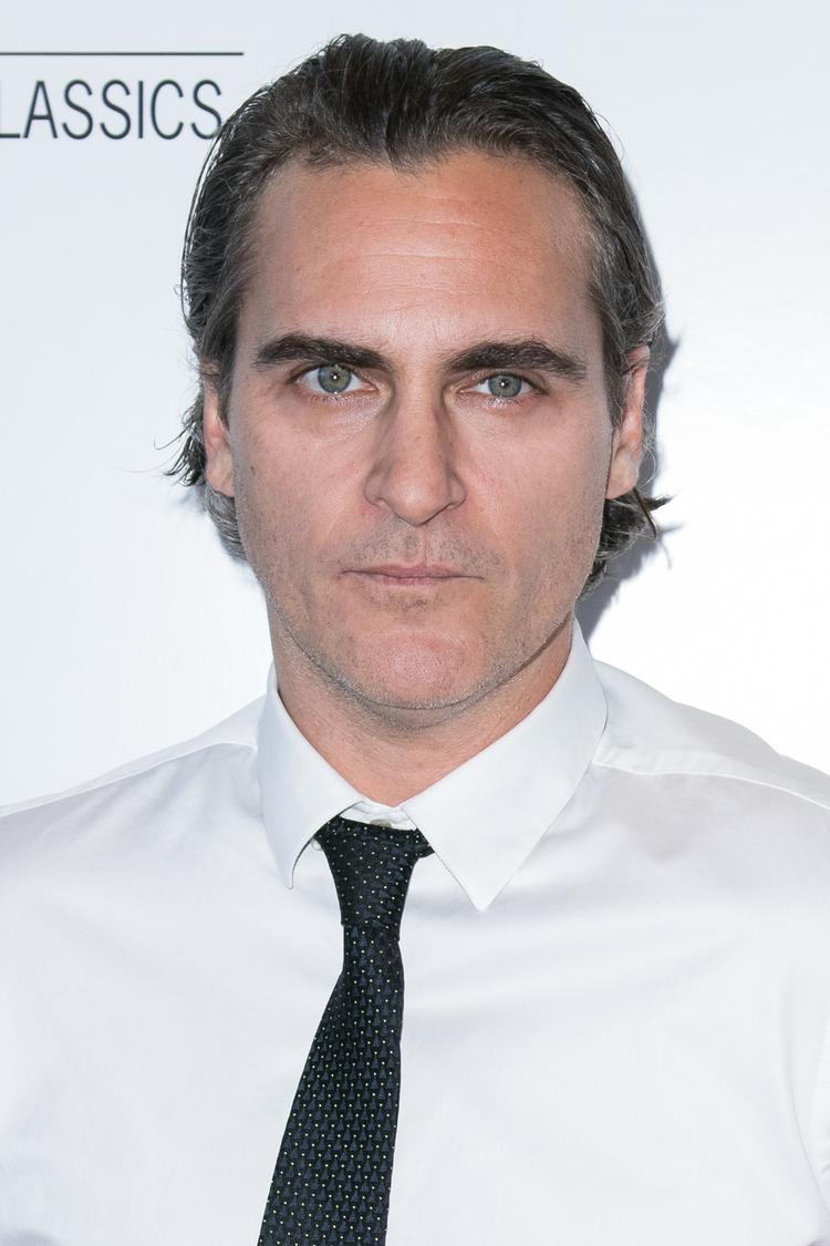 Forkælet. Joaquin Phoenix erkender i et interview, at han har været forkælet. 
