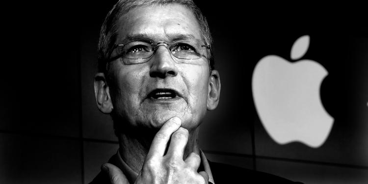 Præsentation. Richard Drew og Apple har hyret Bill Graham Civic Auditorium i San Francisco, hvor er der plads til 7.000 tilskuere, når det nye grej fra verdens mest værdifulde virksomhed skal præsenteres i dag. 