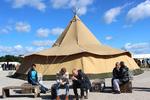 Lavuu. Det tipiformede telt fra Grønland var slået op til Food Festival Aarhus, hvor man kunne prøve grønlandske specialiteter. 