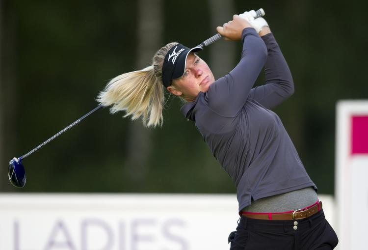 Aflønning. Nicole Broch Larsen tjente 280.000 kroner på sin sejr i Sverige i sidste weekend. Gentager hun den succes i Frankrig, så venter en check på 3,2 millioner kroner. 
