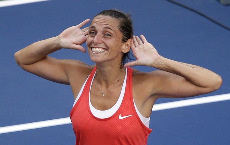 HALLO! Der blev en lille smule stille på Arthur Ashe Stadium, da Roberta Vinci udspillede Serena Williams i sidste parti af US Open-semifinalen. 