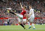 Boldkontrol. Manchester United's Luke Shaw kontrollerer bolden. 