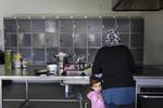 Avnstrup-lejren hvor Hjemrejsestyrelsen nu også er rykket ind. Kvinden er fra det krigshærgede kurdiske område af Syrien og kom for fem år siden sammen med sine fem børn til Danmark. Hun har siden boet på forskellige asylcentre i landet. Arkivfoto 