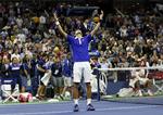 Triumf. Novak Djokovic har nu 10 grand slam titler under bæltet. 